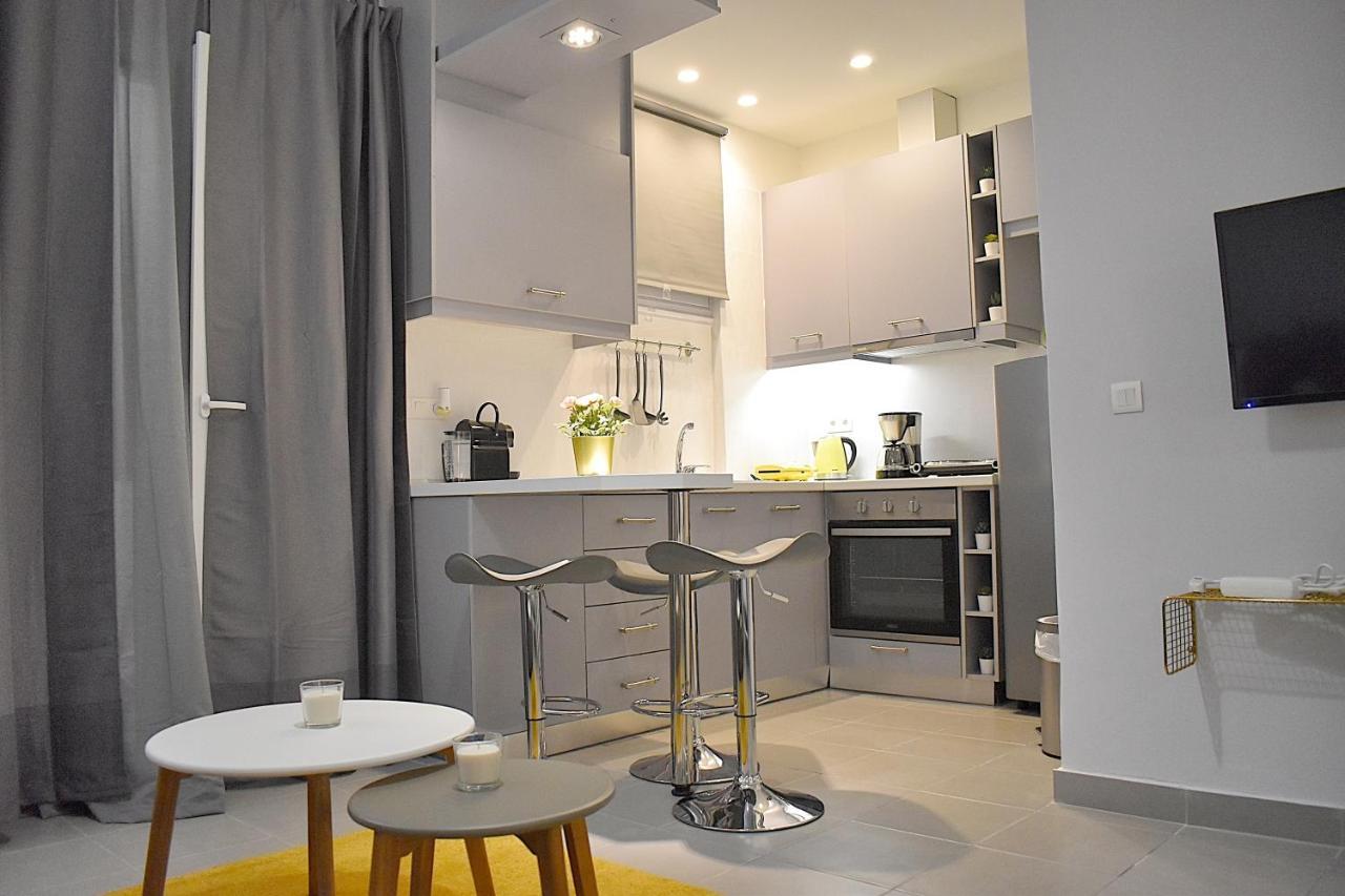 Check Point - Acropolis Apartment Атина Екстериор снимка